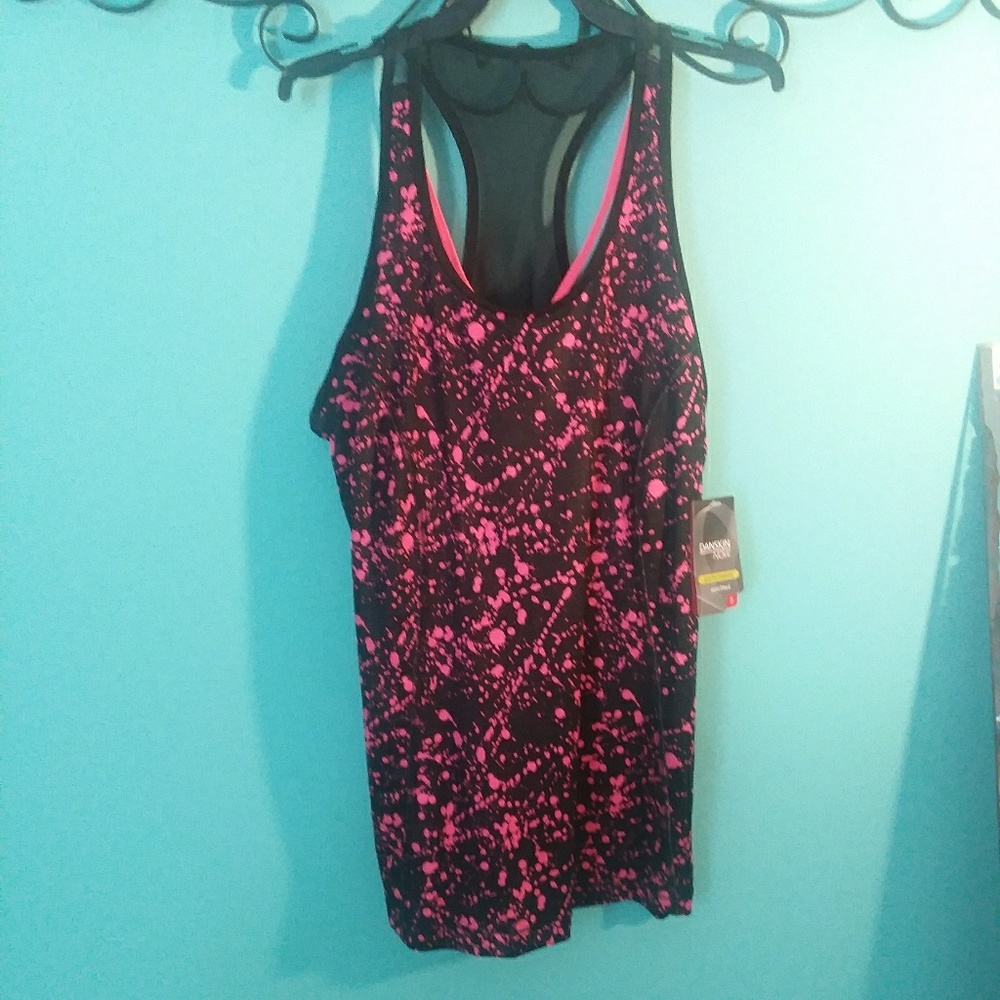 Athletic tank top